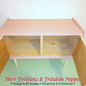 kleine vintage kommode sideboard in rosa und creme weiß lackiert ddr 50er 60er jahre (2)