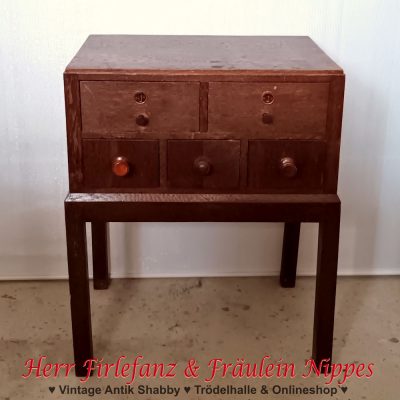 Antikes Nähschränkchen mit 5 Schubladen aus dunkel furniertem Holz – 100 €