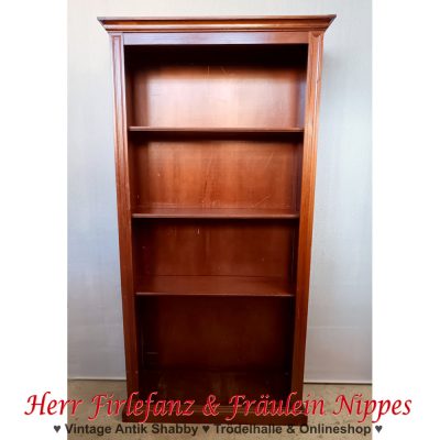 Antikes Bücherregal mit verstellbaren Einlegeböden – 60 €