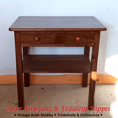 Kleiner schlichter Beistellschrank aus dunkel furniertem Holz – 60 €